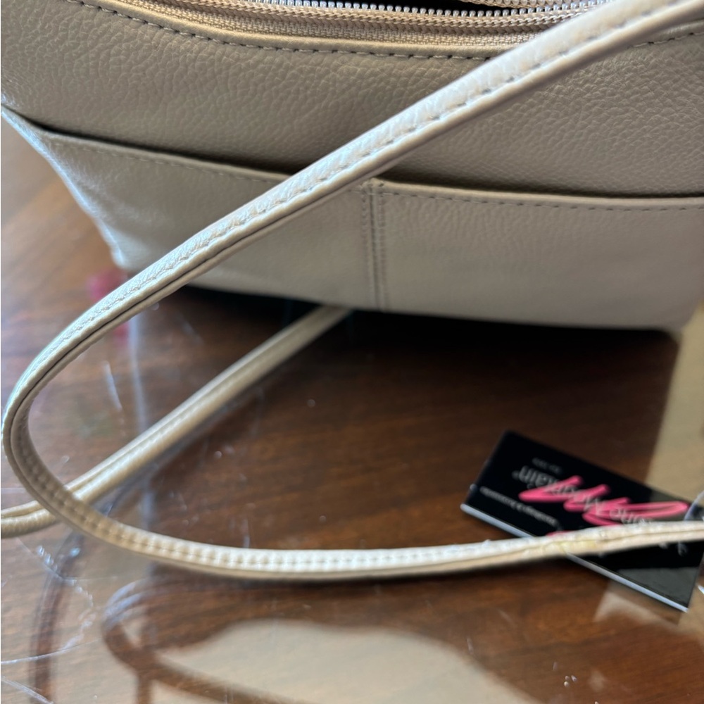 Stone Mountain Accessories Gray Crossbody Bag with Textured Leather - Picture 3 of 5